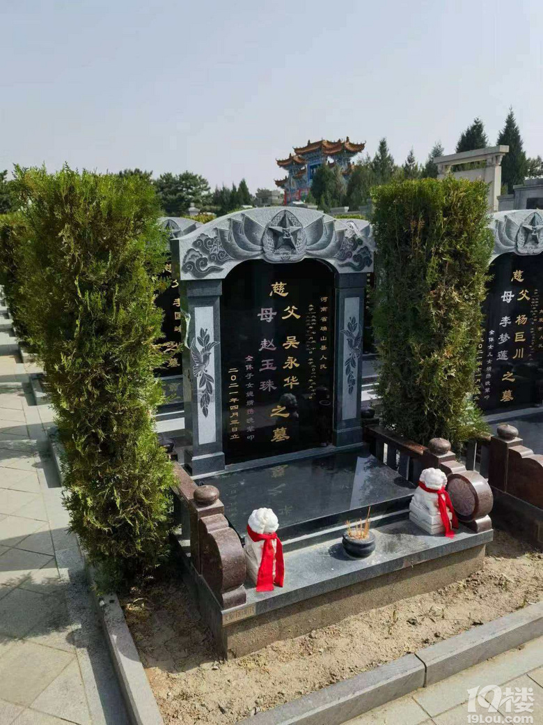 山东墓碑采购指南:如何联系靠谱的生产厂家