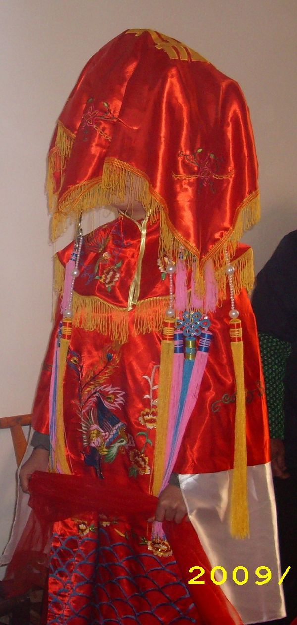 过一次的古装婚礼服转,~~送红盖头,红绣球~ ●