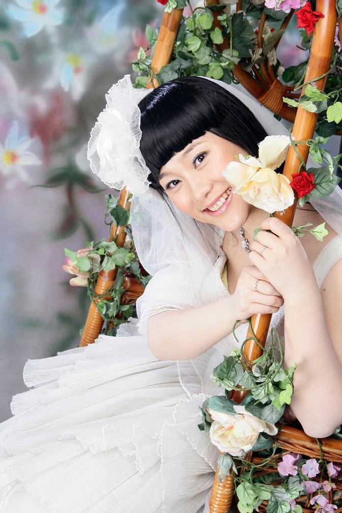 秀一秀我的搞笑婚纱照