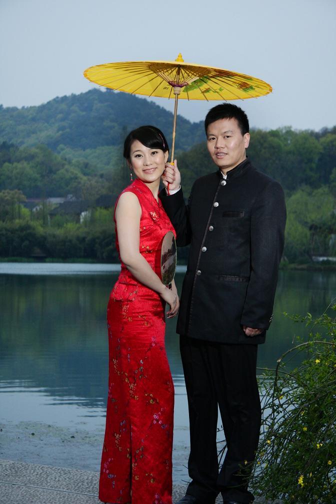 秀一秀我的搞笑婚纱照