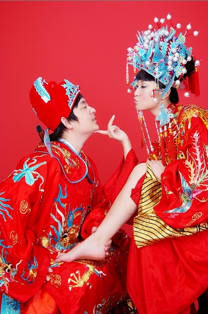 兔子与大灰狼不同风格的婚纱照~(5.7日香港自