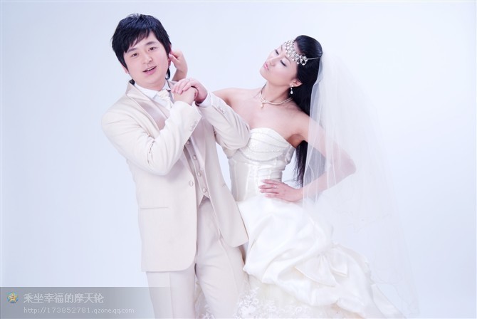 兔子与大灰狼不同风格的婚纱照~(5.7日香港自