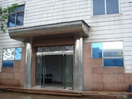 打铁关五层楼房1200平方,带1000平方独立院子