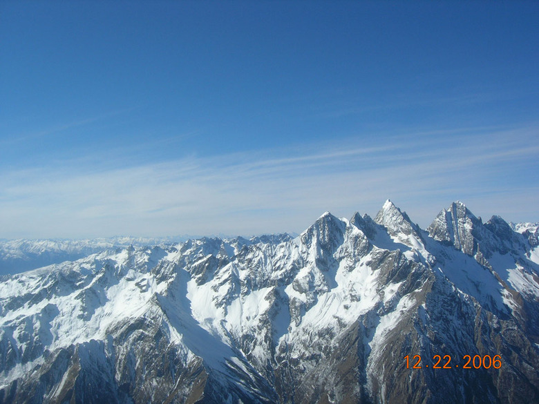 不见最好,免得神魂颠倒;不熟最好,免得相思萦
