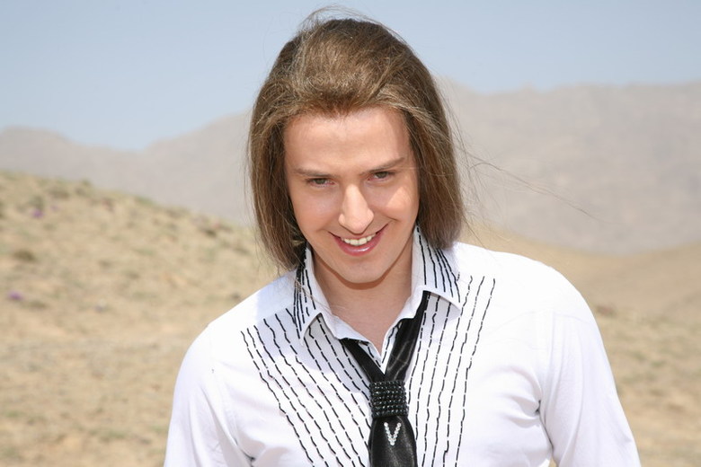 vitas触电客串《花木兰》造型惊艳扮相俊美-新片预告-电影陪审团-杭州19楼