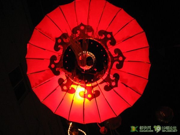 自拍:元宵节吴山广场灯会!