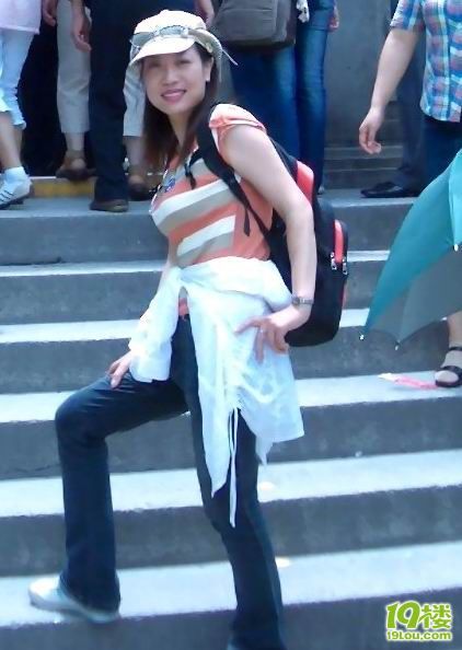 <em>中年妇女</em>发<em>生活</em>照,勇气可佳,走过路过,请捧个人