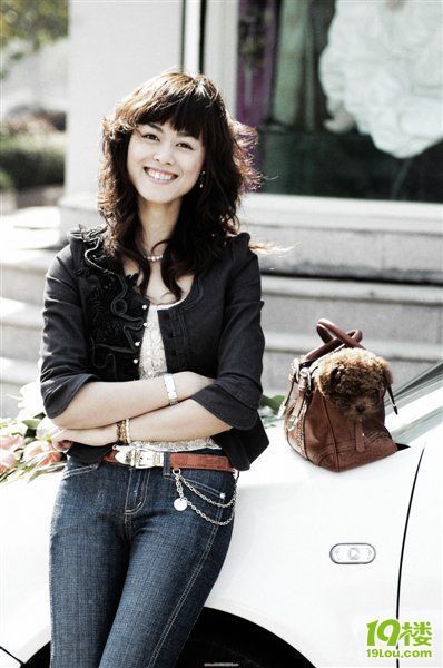 今年4<em>月份</em>烫的<em>头发</em>已经没型了,今天又去烫了头