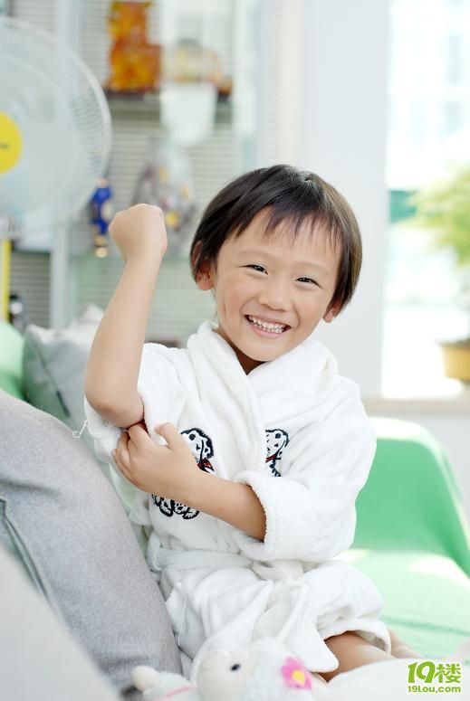 贺岁宝贝计划之桌面宝宝--赵家<em>香港姐妹</em>花隆重