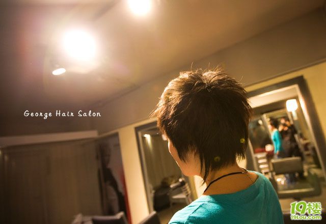 <em>乔治</em>发型那里剪<em>头发</em>怎么样啊?-咖啡大教室-杭