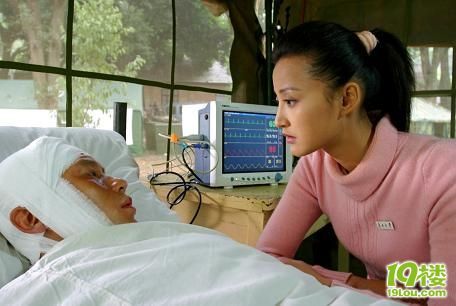 《五月的鲜花》--忠贞爱情引发眼泪风暴