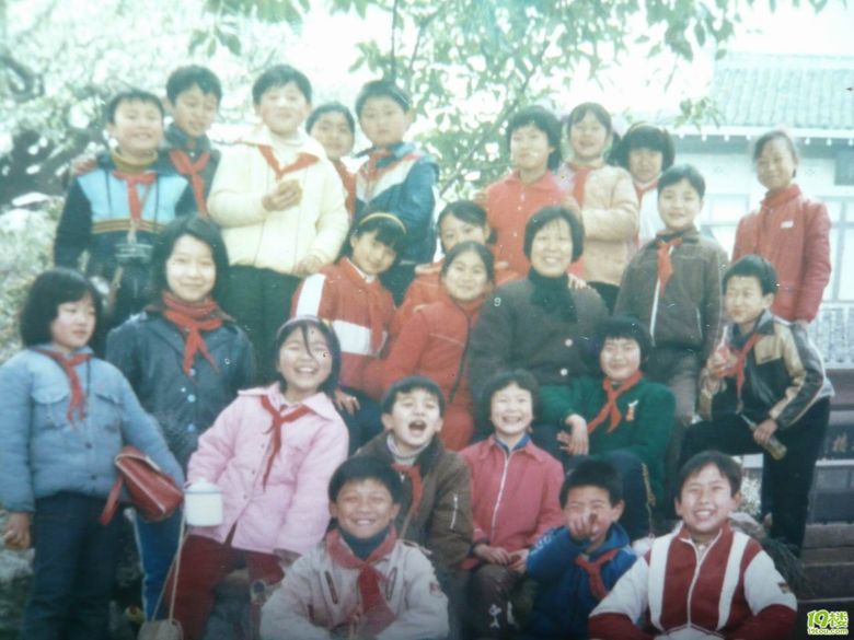 親愛的83年入學(xué)的學(xué)軍小學(xué)1(1)班的同學(xué)你們好嗎?