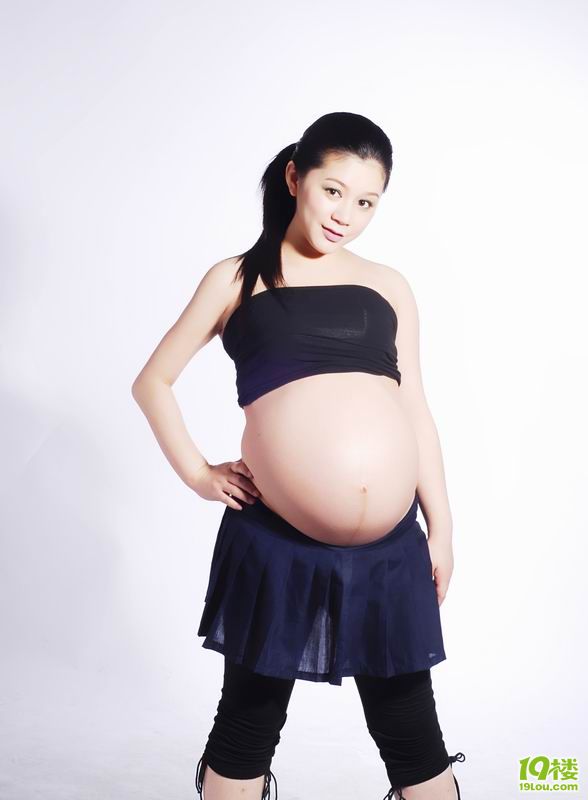 秀秀大肚子照片