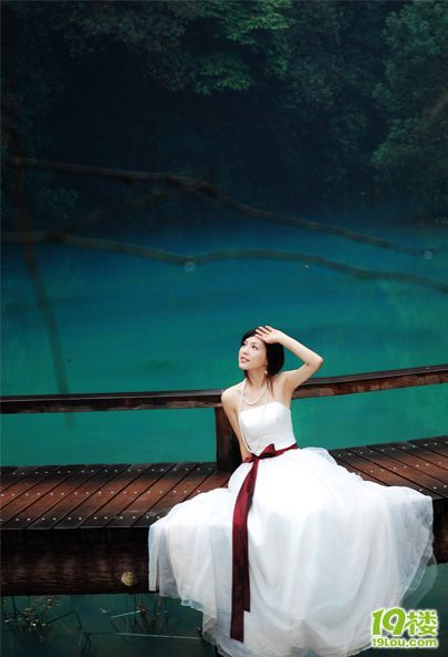 下雨天拍的婚纱照--感觉很激动。更新了,快点看