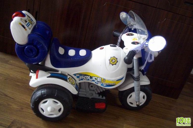 玩具反斗城买的摩托警车 换换-我要换东西-杭州