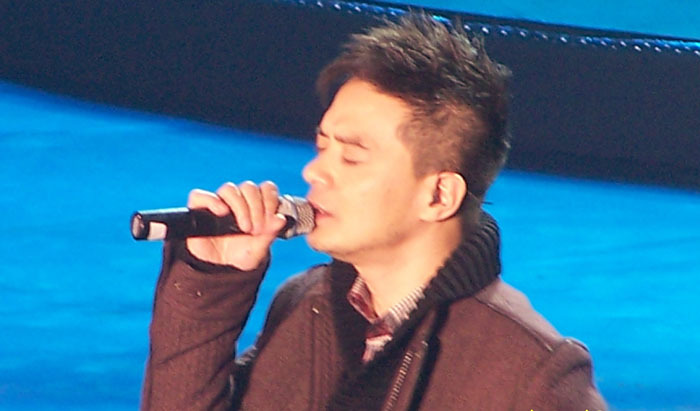 这么远那么近_张国荣&黄耀明-音乐天堂-杭州19楼