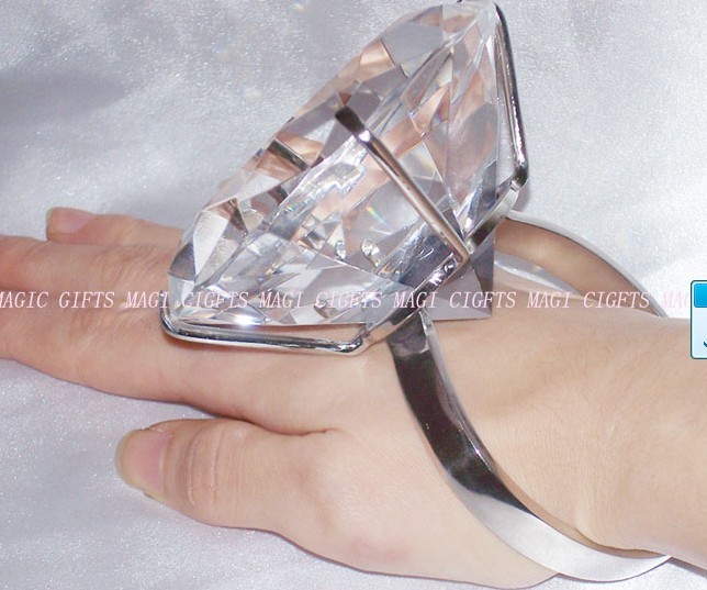这个钻石戒指才是最大的-我要结婚-杭州19楼