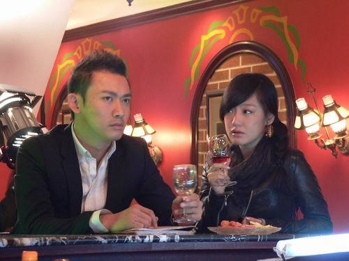 吴奇隆,聂远,薛佳凝《和爱一起飞》-咖啡大教室