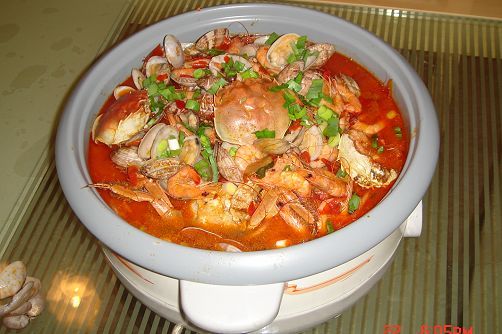 第一次做的香辣海鲜锅和紫菜包饭(新增加海鲜