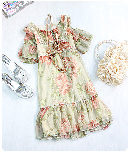 同款拍照好看连衣裙 middle_20090521_2148ce114232d522d999TV49lGMpuMp9.jpg