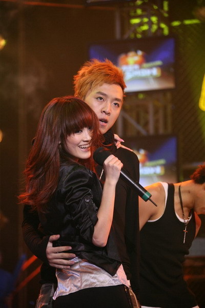 [<em>快女</em>新闻]<em>08</em>型秀亚军杭州姑娘丁丁转战<em>快女</em>,她