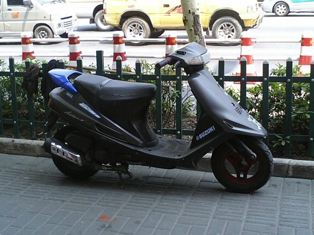 出铃木SUZUKI摩托车100CC-二手车-杭州19楼