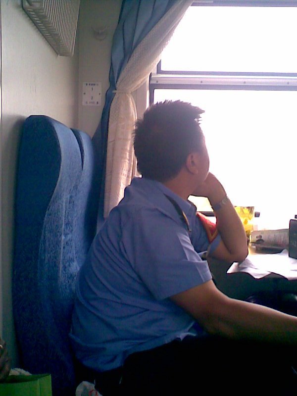 火车上的极品男人-咖啡大教室-杭州19楼