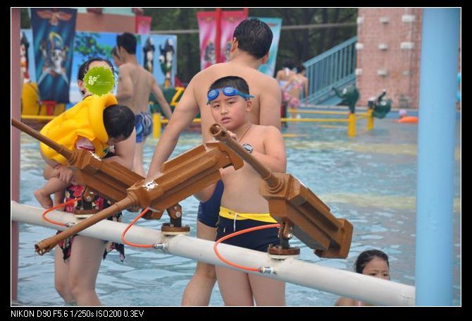 童玩节跟杭州乐园水上世界比哪个好玩