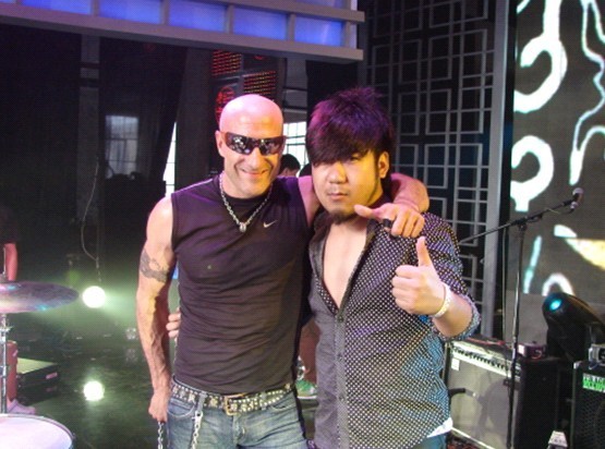 世界鼓王也玩非主流~有图有真相-八卦田-杭州