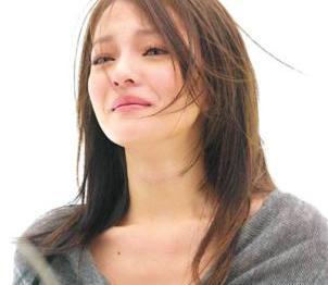 视频:网友实拍张韶涵夜店被掌掴 经纪人否认-我