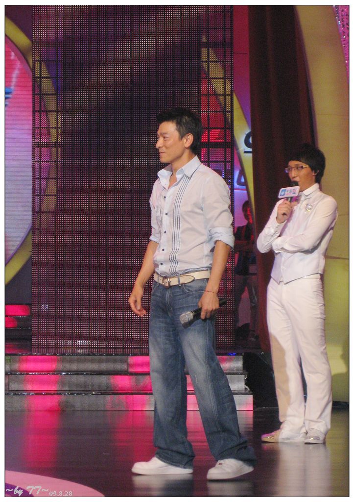 参加了28日下午的中国蓝台歌发布会,看到了心