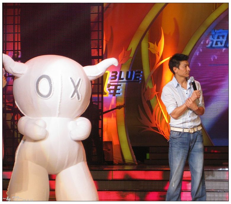 参加了28日下午的中国蓝台歌发布会,看到了心