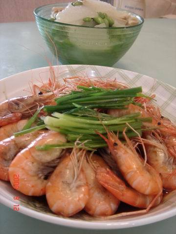 菜谱菜私房-豉油虾、面粉冬瓜、手捏菜炒蘑菇中筋糕点可以做笋干吗?图片
