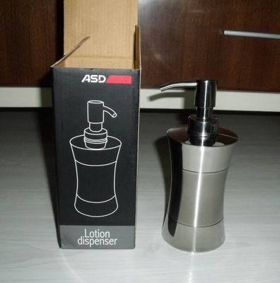 汽车用品、乐扣、会计书、日语书,各种闲置大