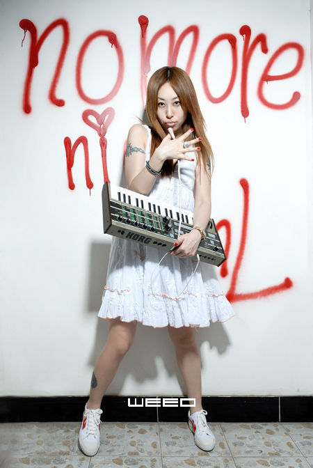 我们都太念旧 钟情于上海回力老牌子-咖啡大教