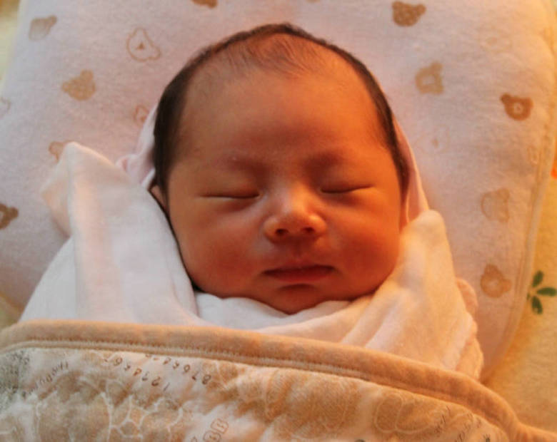 说说我的孕程和产程--2009.9.21,21:38剖腹产千