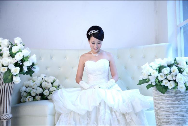 30岁女人的婚纱照--P2页有更新(PS版本)~-我要