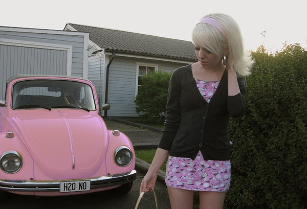 瑞典姑娘Shelley Mulshine 玩转纯情与野性-咖啡