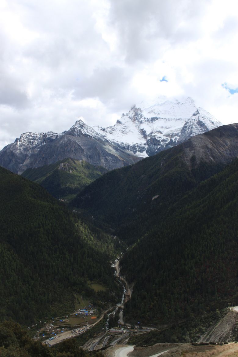 10.1稻城亚丁包车游-行行色色-户外运动-杭州1