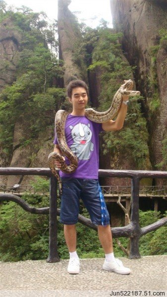 你我都是单翅天使,只有彼此拥抱,才能飞翔~-爱