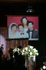 我们的歌要唱一辈子,亲爱的嫁给我吧。10月