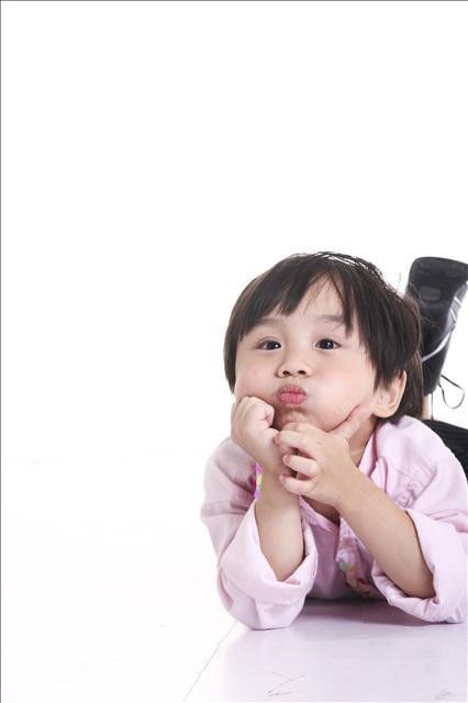 看了他,突然想生孩子了。梁小乐,有你真好!-八