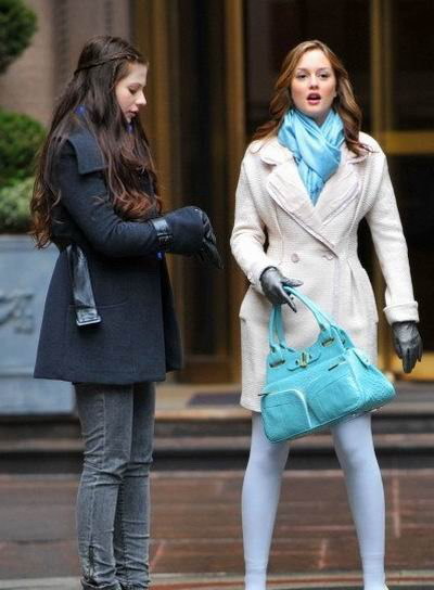 NEW!<em>绯闻女孩 街拍</em>or剧照?欧美风的冬日搭配