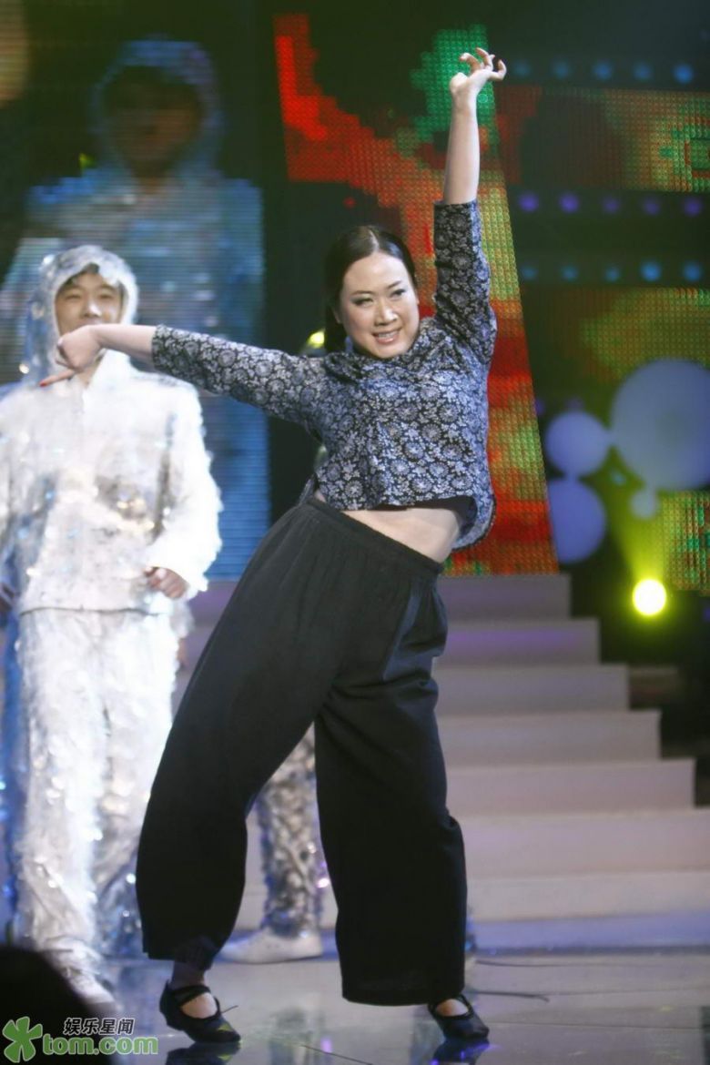 芙蓉姐姐女民兵造型上春晚 大跳招牌舞蹈-八卦