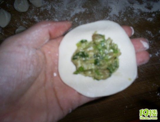 正宗东北水饺制作过程-19楼私房菜-杭州19楼