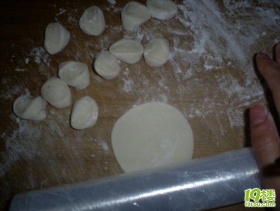 正宗东北水饺制作过程-19楼私房菜-杭州19楼