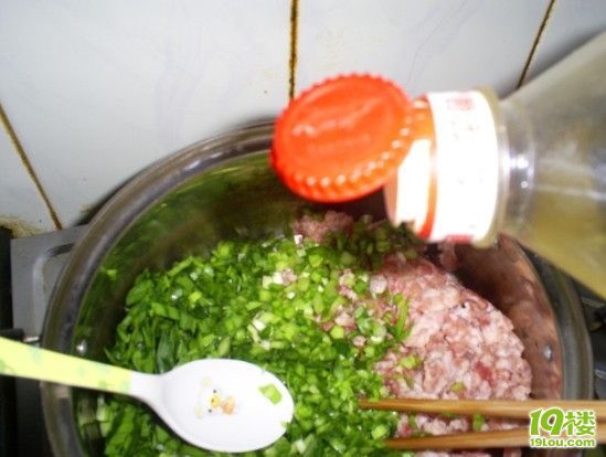 正宗东北水饺制作过程-19楼私房菜-杭州19楼