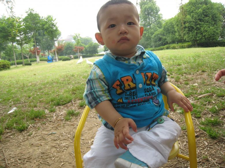 宝宝湿疹可以试试用艾叶洗!还可以去痱子!-孩爸