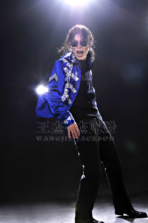 没整容 和迈克杰克逊 一模一样的人-八卦田-杭