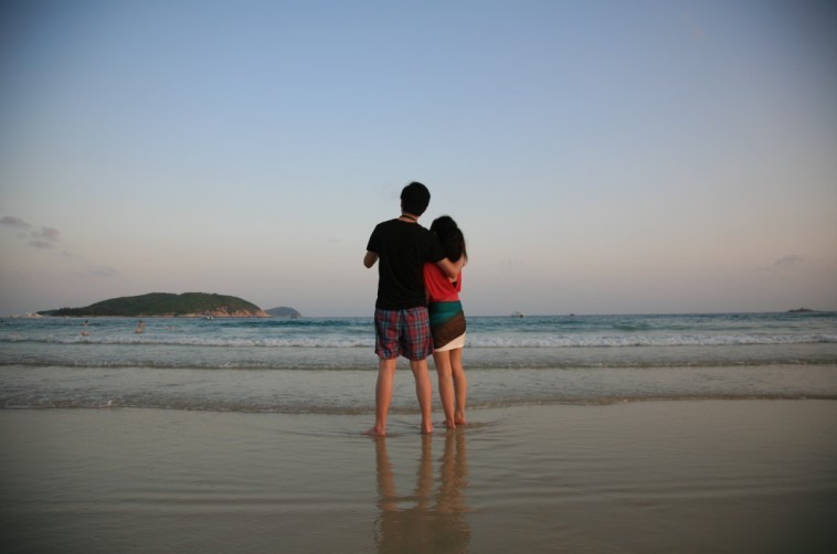 我俩手牵手,相伴到永久(已在205楼更新照片,又